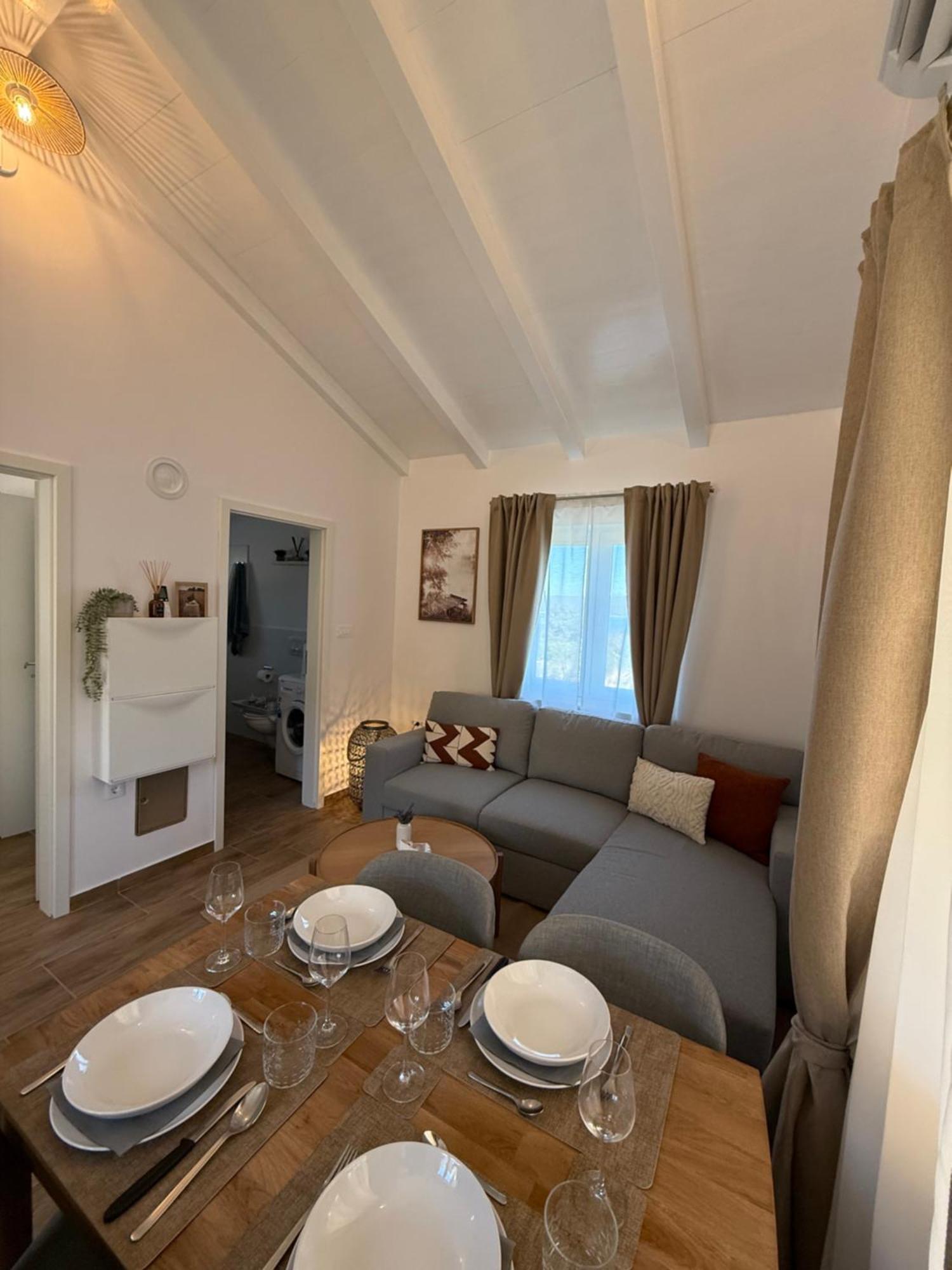 Guest House Lena, Nerezine, Mali Losinj 외부 사진